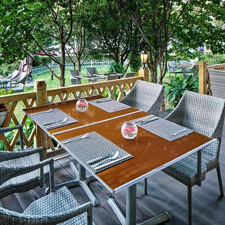 Crowne Plaza Zhengzhou By Ihg Hotel Екстериор снимка