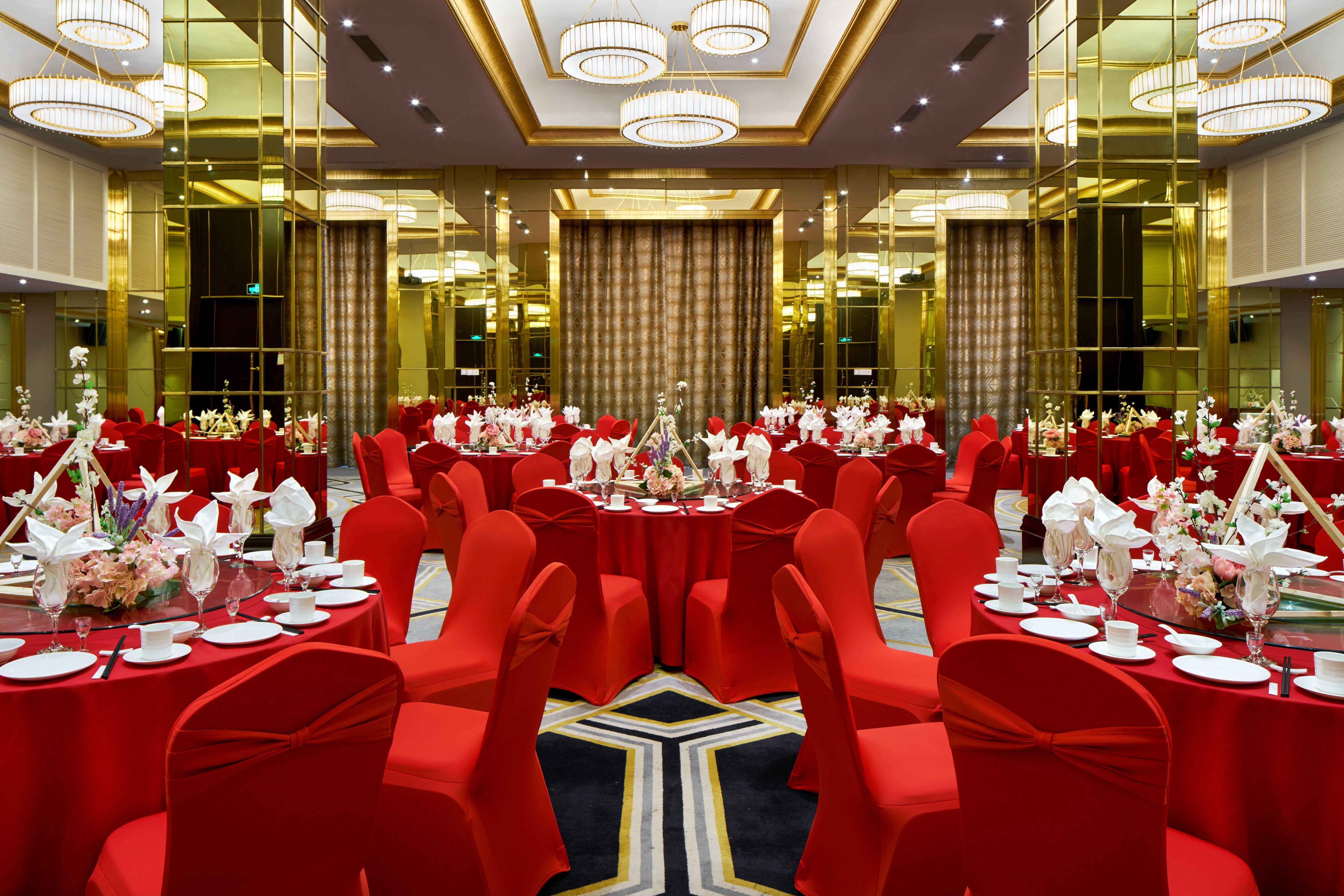 Crowne Plaza Zhengzhou By Ihg Hotel Екстериор снимка