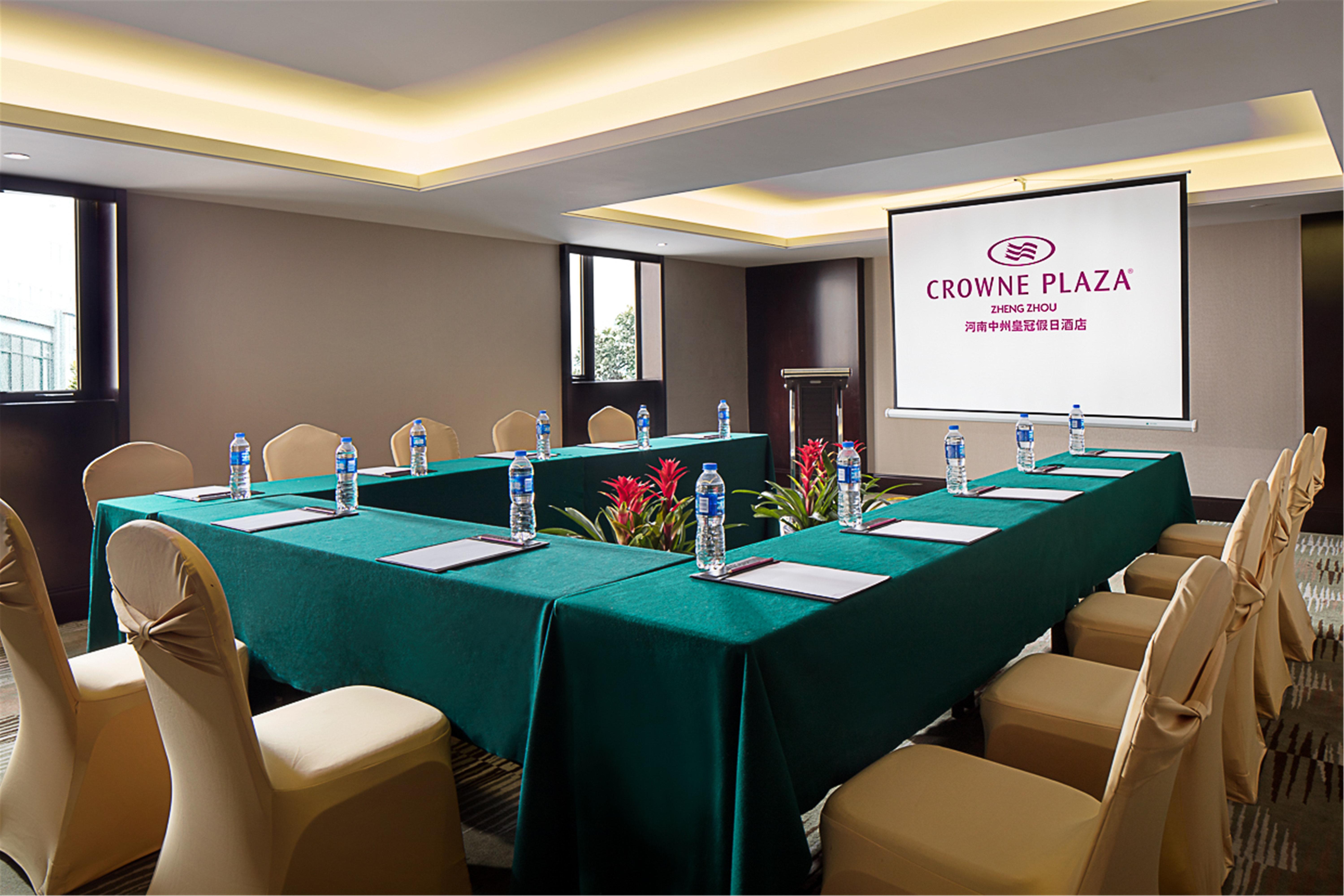 Crowne Plaza Zhengzhou By Ihg Hotel Екстериор снимка