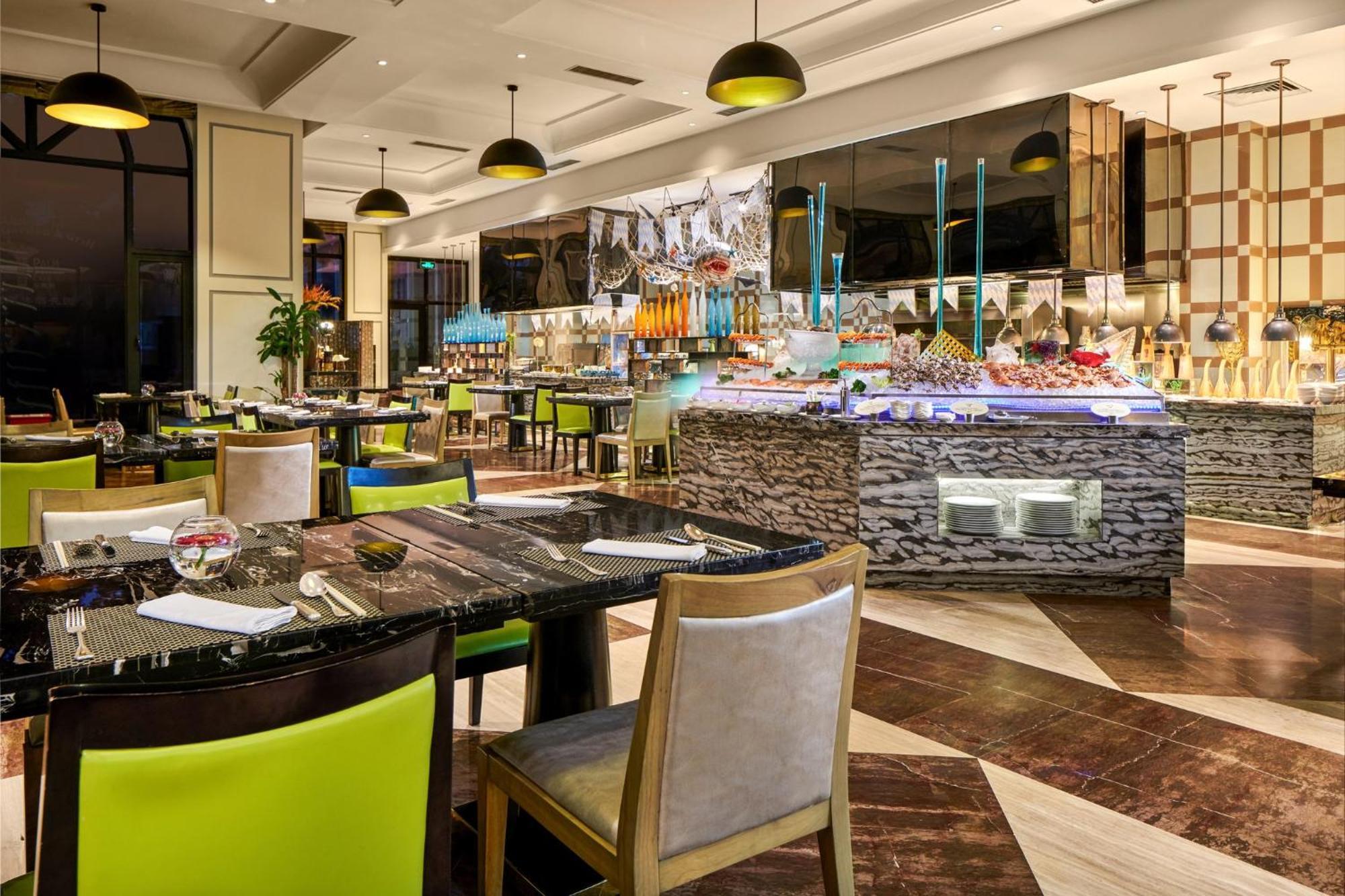 Crowne Plaza Zhengzhou By Ihg Hotel Екстериор снимка